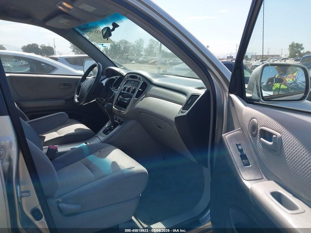 JTEEP21A340027862 2004 TOYOTA HIGHLANDER photo no. 5