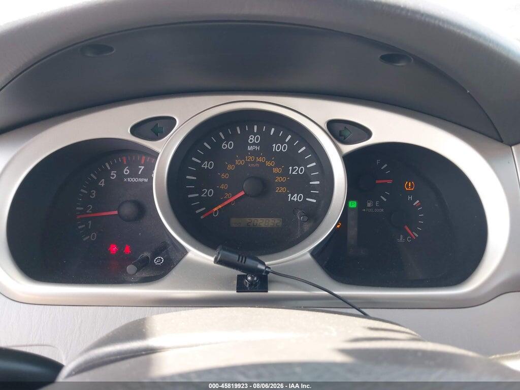 JTEEP21A340027862 2004 TOYOTA HIGHLANDER photo no. 7