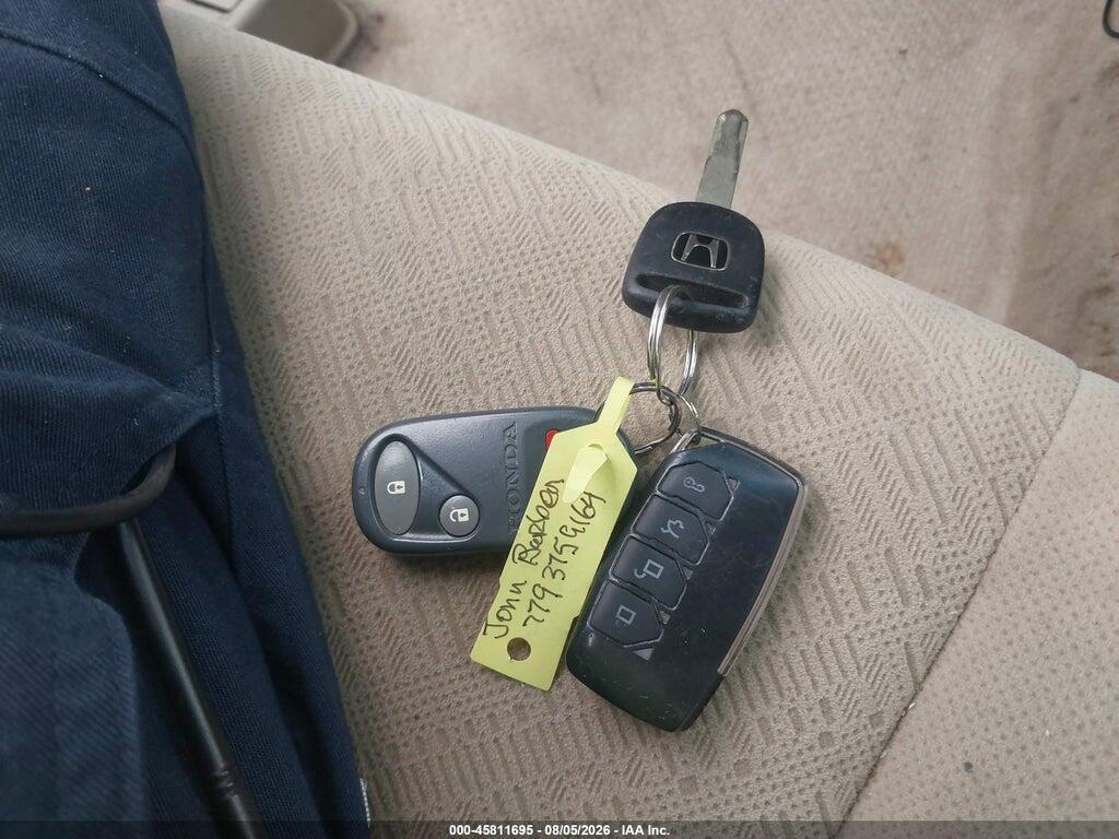 1HGEM22554L001035 2004 HONDA CIVIC photo no. 11