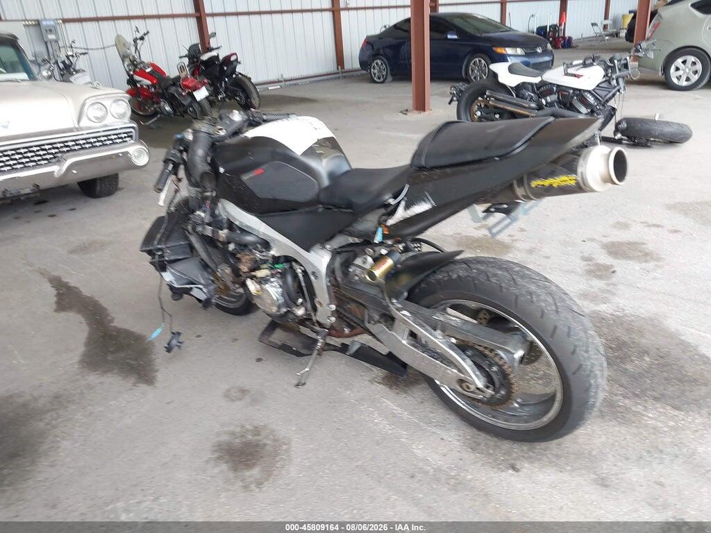 JH2PC37064M106729 2004 HONDA CBR600 photo no. 3