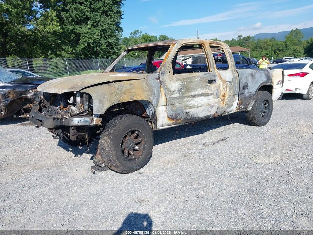 2GTEK19T341137916 2004 GMC SIERRA 1500 photo no. 2