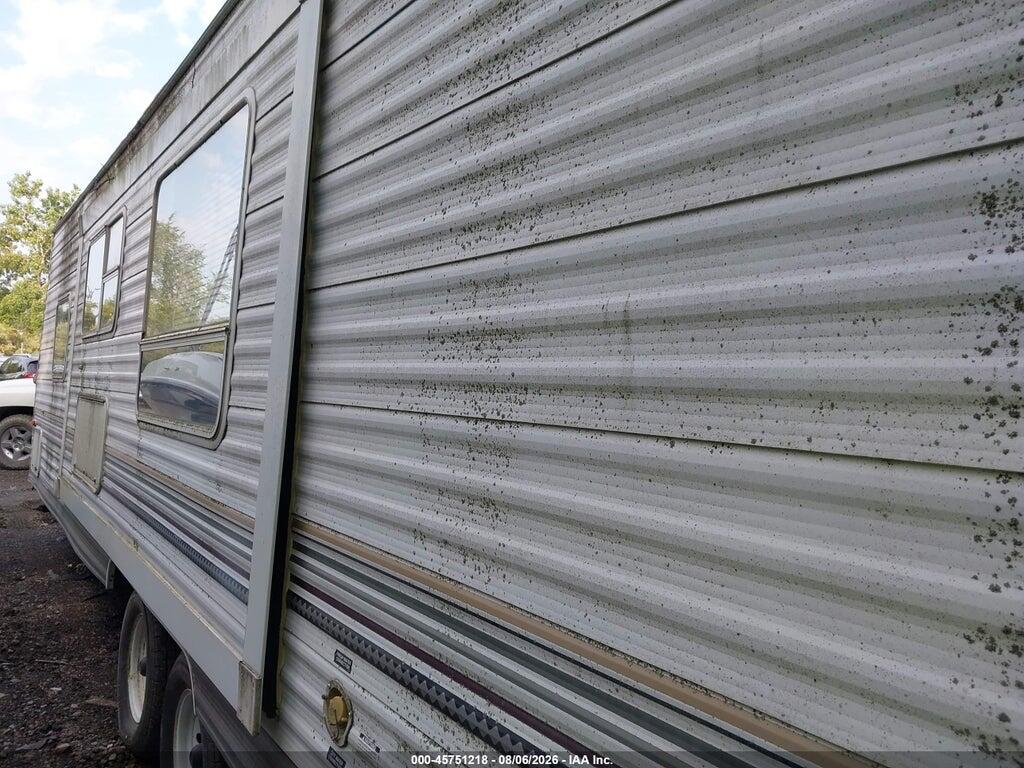 4X4TCKD2X4P090969 2004 CHEROKEE BY FOREST R LITE TRAVEL TRAILER photo no. 3