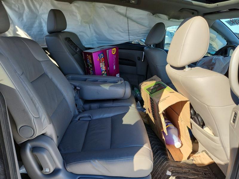 2016 HONDA ODYSSEY TOURING — Фото 11 из 13