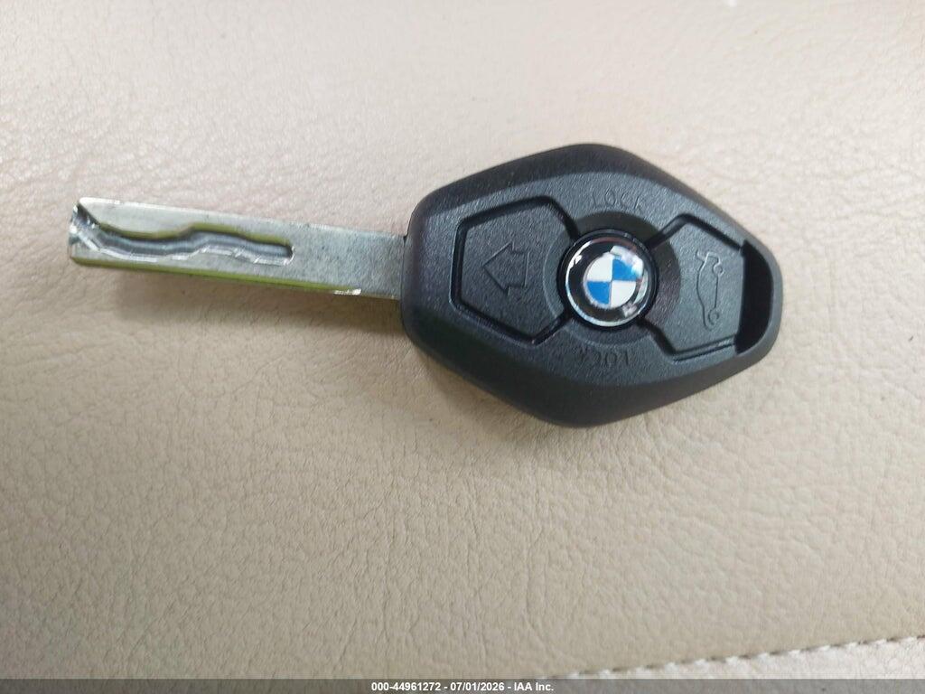 WBAEV33495KW19938 2005 BMW 325I photo no. 11