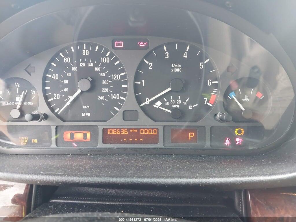 WBAEV33495KW19938 2005 BMW 325I photo no. 7