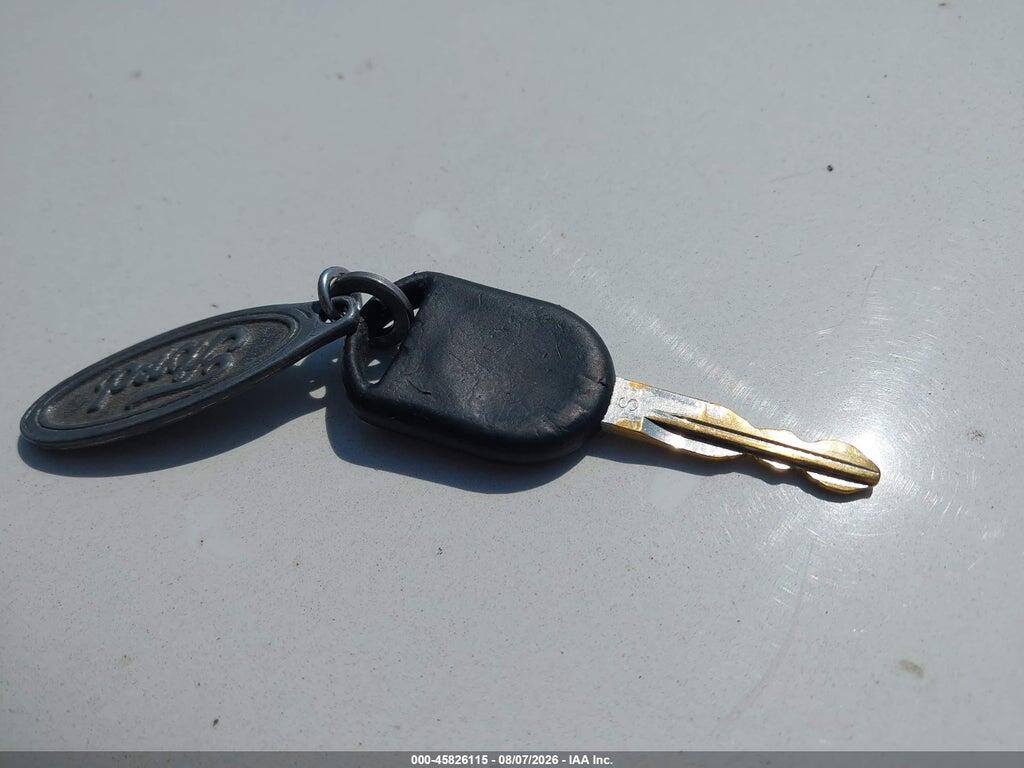 1FTRX12W55FB17507 2005 FORD F-150 photo no. 11