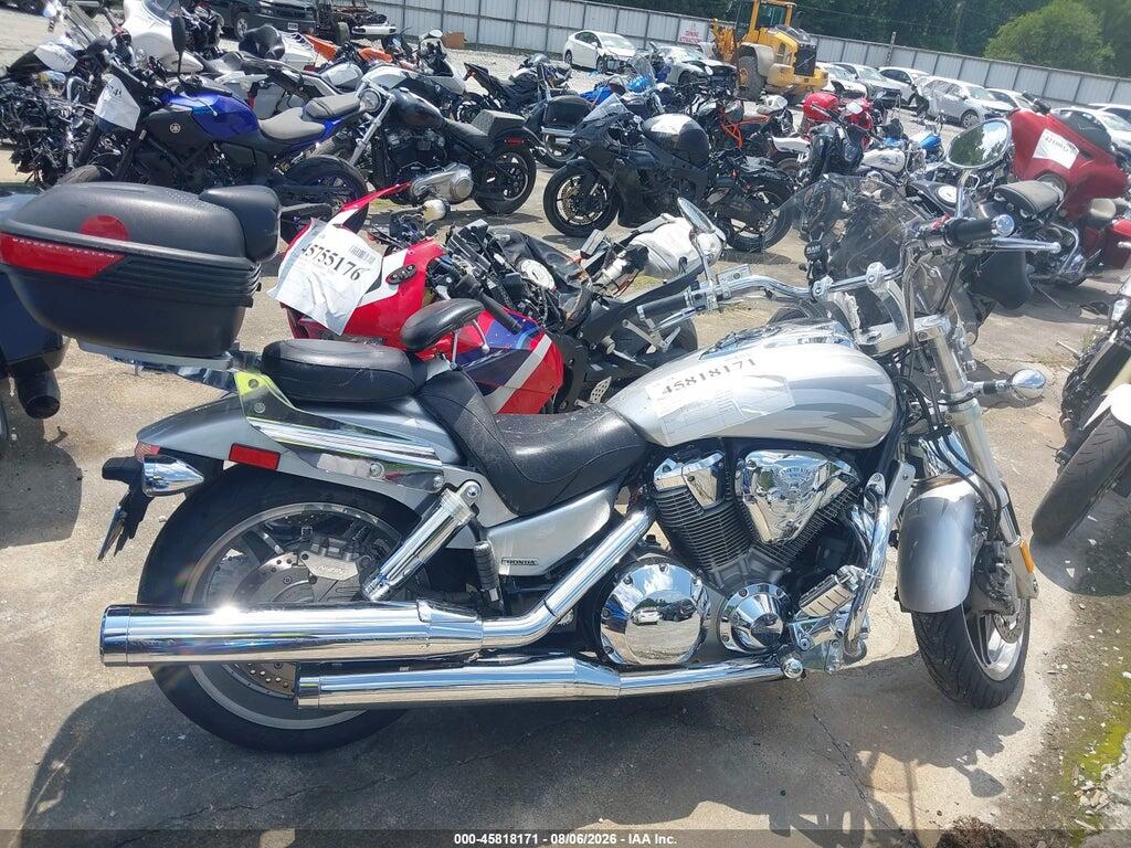 1HFSC46B95A301938 2005 HONDA VTX1800 photo no. 12