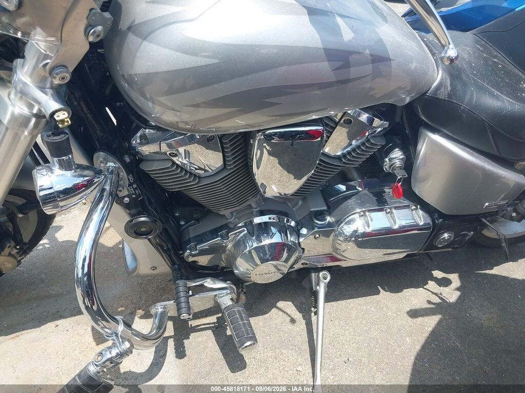 1HFSC46B95A301938 2005 HONDA VTX1800 photo no. 9
