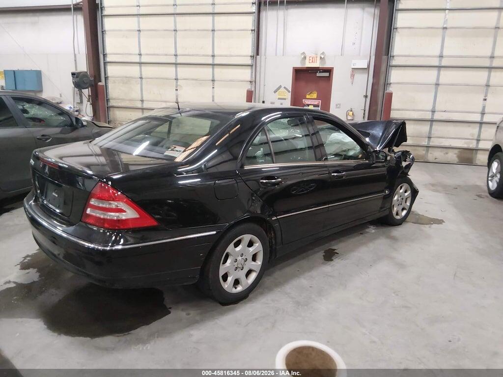 WDBRF61J65F558857 2005 MERCEDES-BENZ C 240 photo no. 4