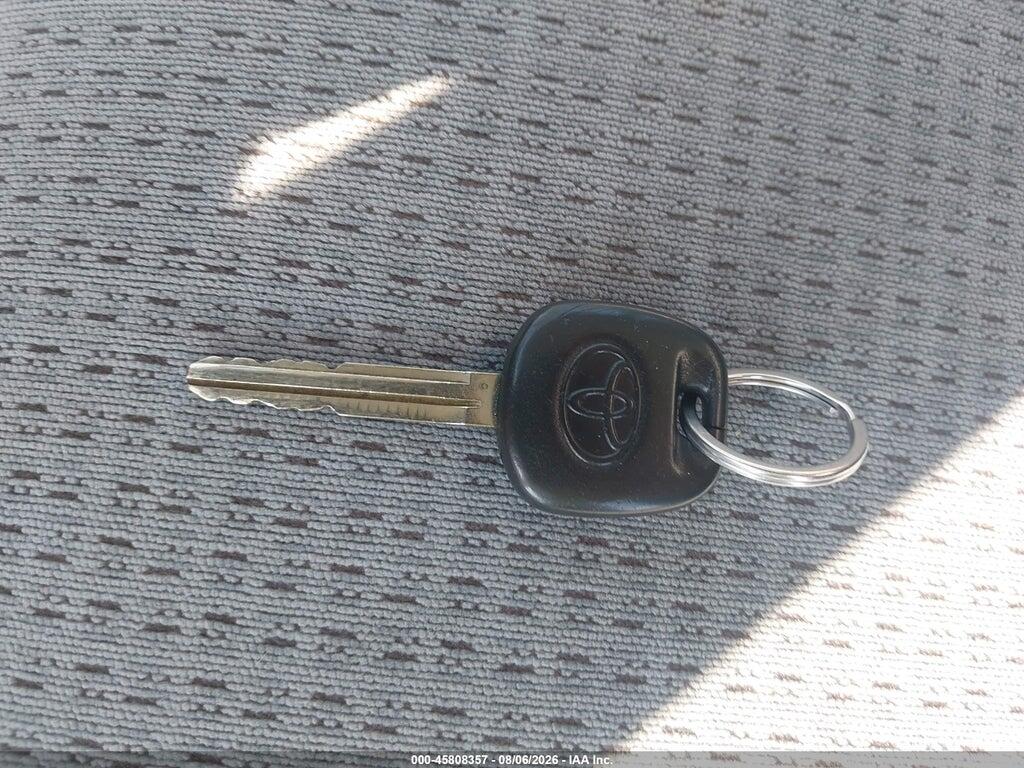 2T1BR32E55C328763 2005 TOYOTA COROLLA photo no. 11