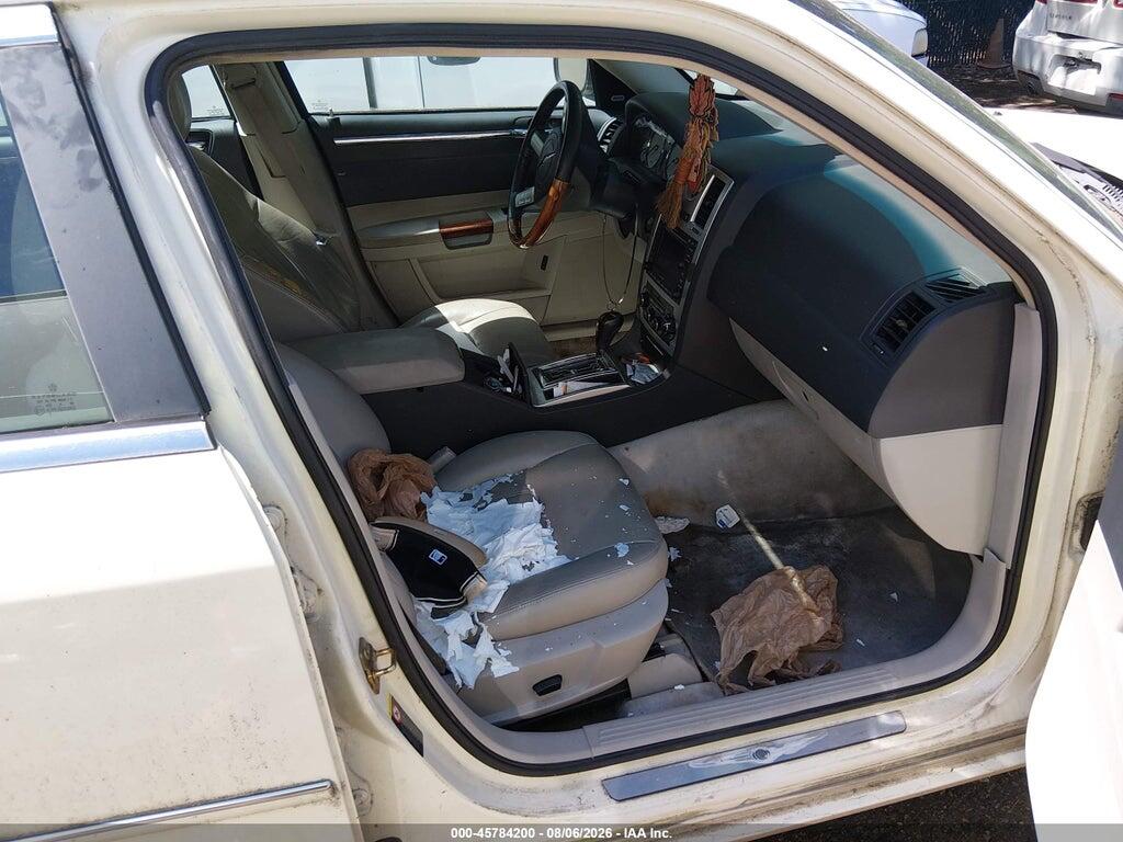 2C3AA63H45H635834 2005 CHRYSLER 300C photo no. 5