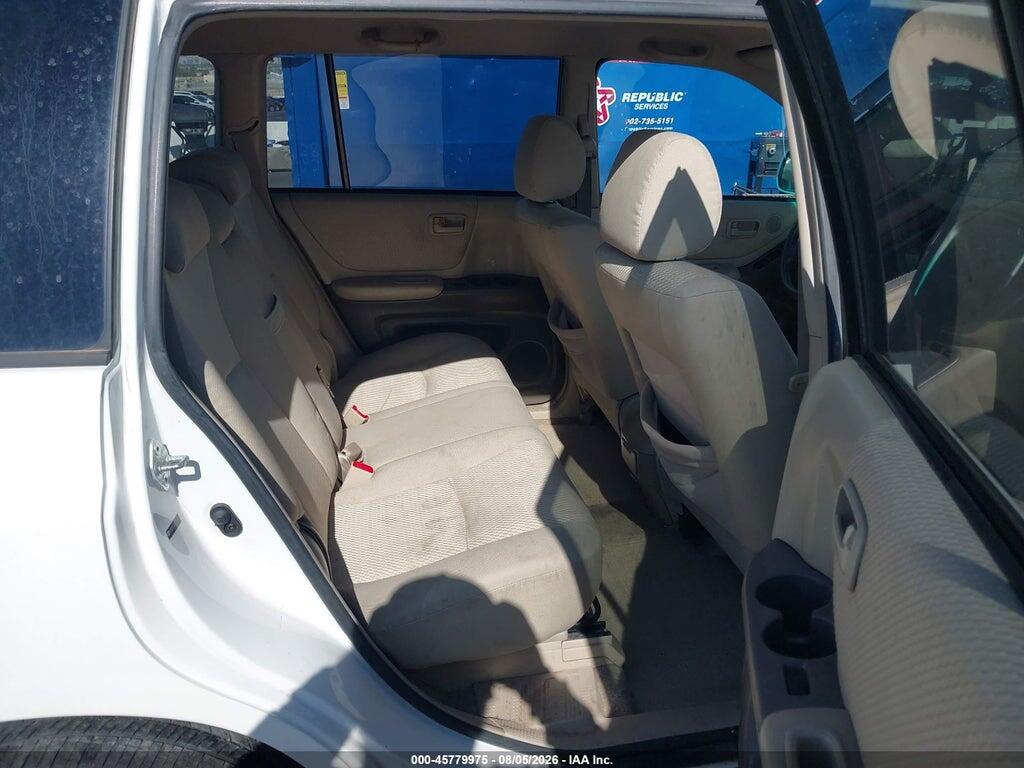 JTEEP21A850114965 2005 TOYOTA HIGHLANDER photo no. 8