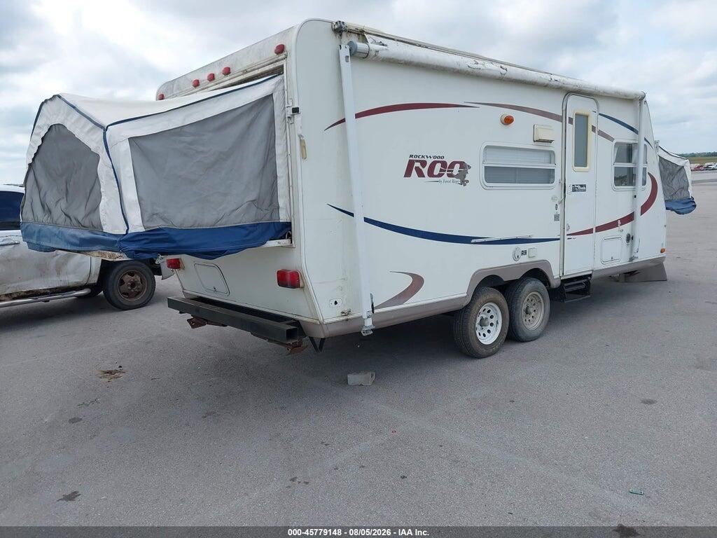 4X4TRLY205D086429 2005 FOREST RIVER 233 photo no. 4