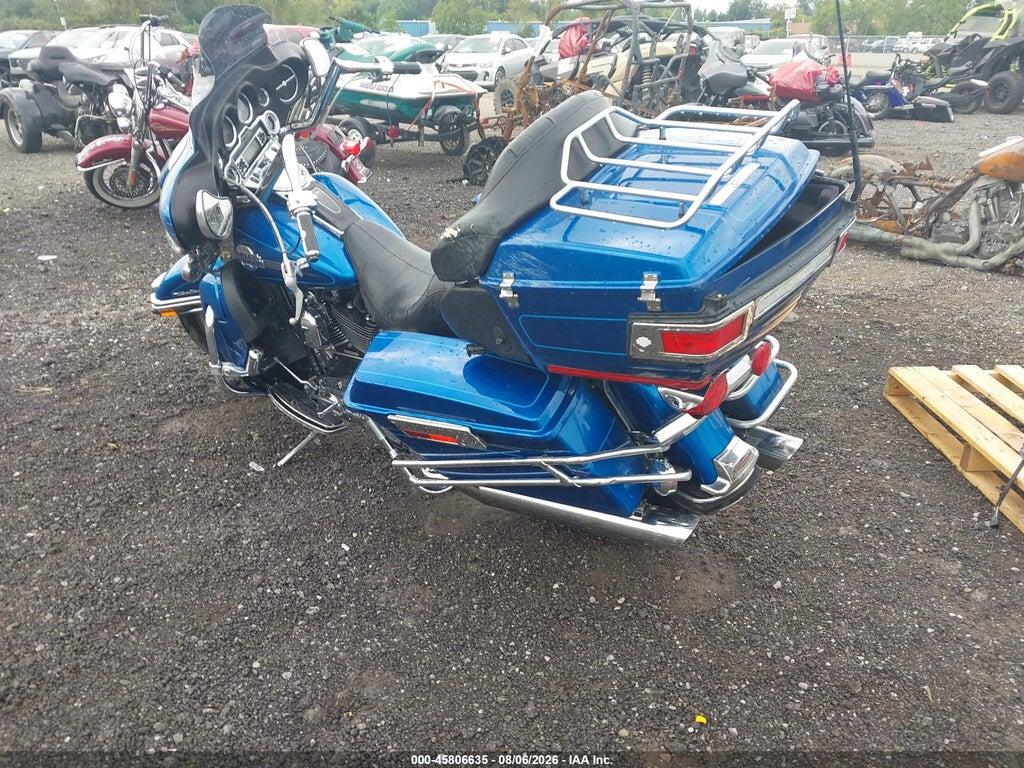 1HD1FCW166Y687370 2006 HARLEY-DAVIDSON FLHTCUI photo no. 3