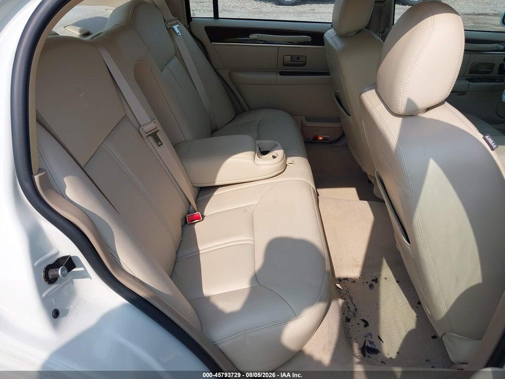 1LNHM82V76Y631364 2006 LINCOLN TOWN CAR photo no. 8
