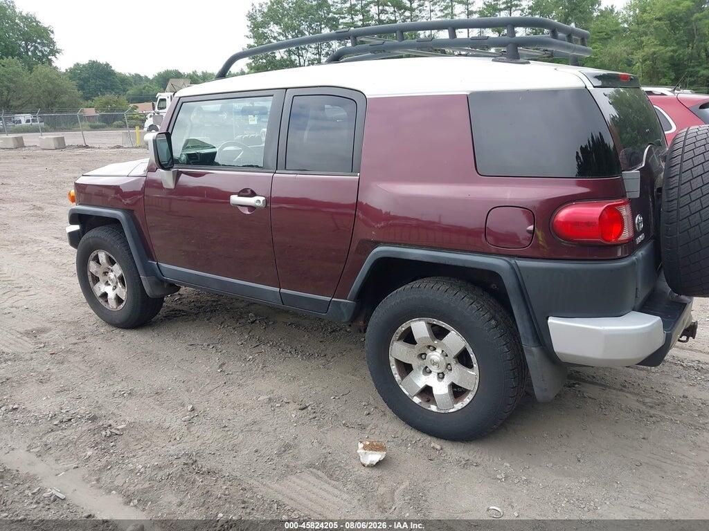 JTEBU11F670039302 2007 TOYOTA FJ CRUISER photo no. 1