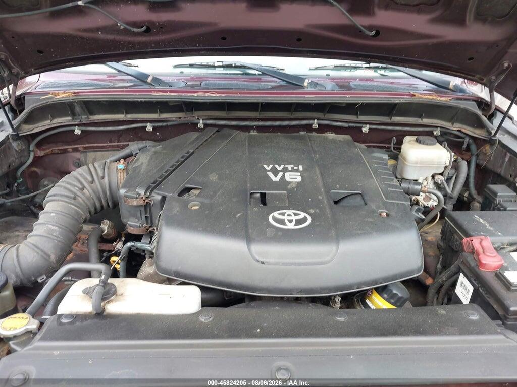 JTEBU11F670039302 2007 TOYOTA FJ CRUISER photo no. 8