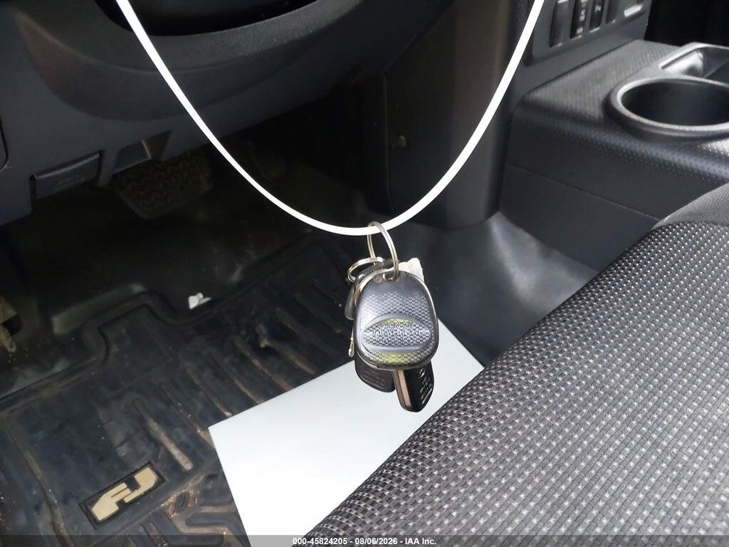 JTEBU11F670039302 2007 TOYOTA FJ CRUISER photo no. 9