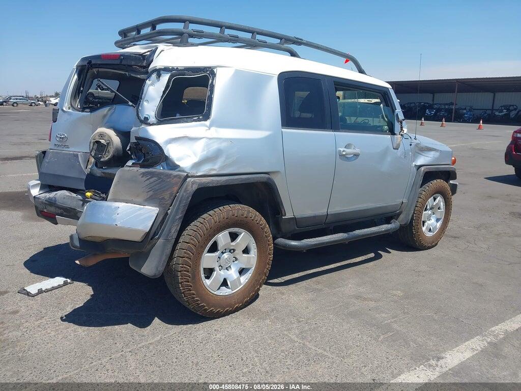JTEBU11F870065321 2007 TOYOTA FJ CRUISER photo no. 4