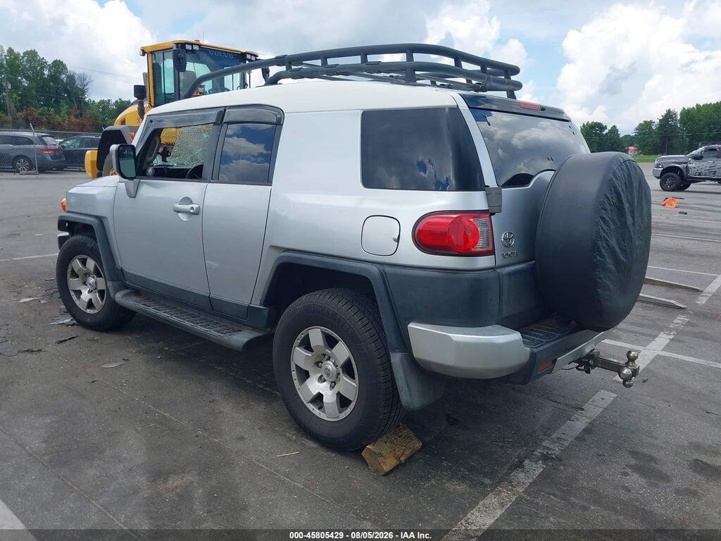 JTEBU11F170035111 2007 TOYOTA FJ CRUISER photo no. 3