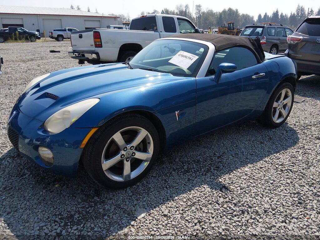 1G2MB35B17Y131655 2007 PONTIAC SOLSTICE photo no. 2