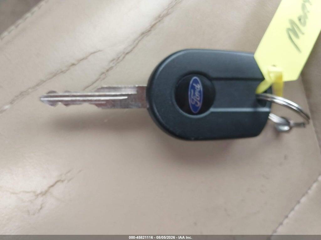1FMCU941X8KC38832 2008 FORD ESCAPE photo no. 11