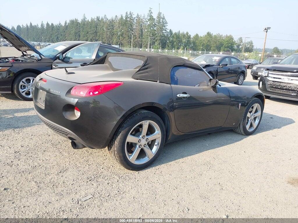 1G2MC35B18Y117558 2008 PONTIAC SOLSTICE photo no. 4