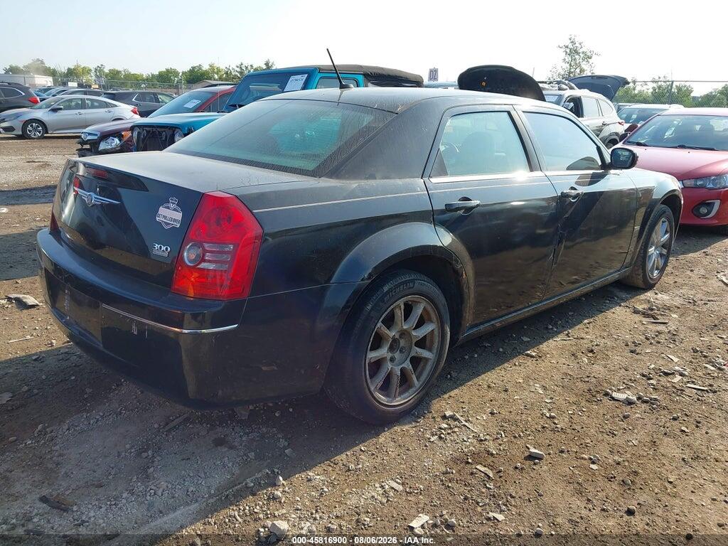 2C3LA53G98H238022 2008 CHRYSLER 300 photo no. 4