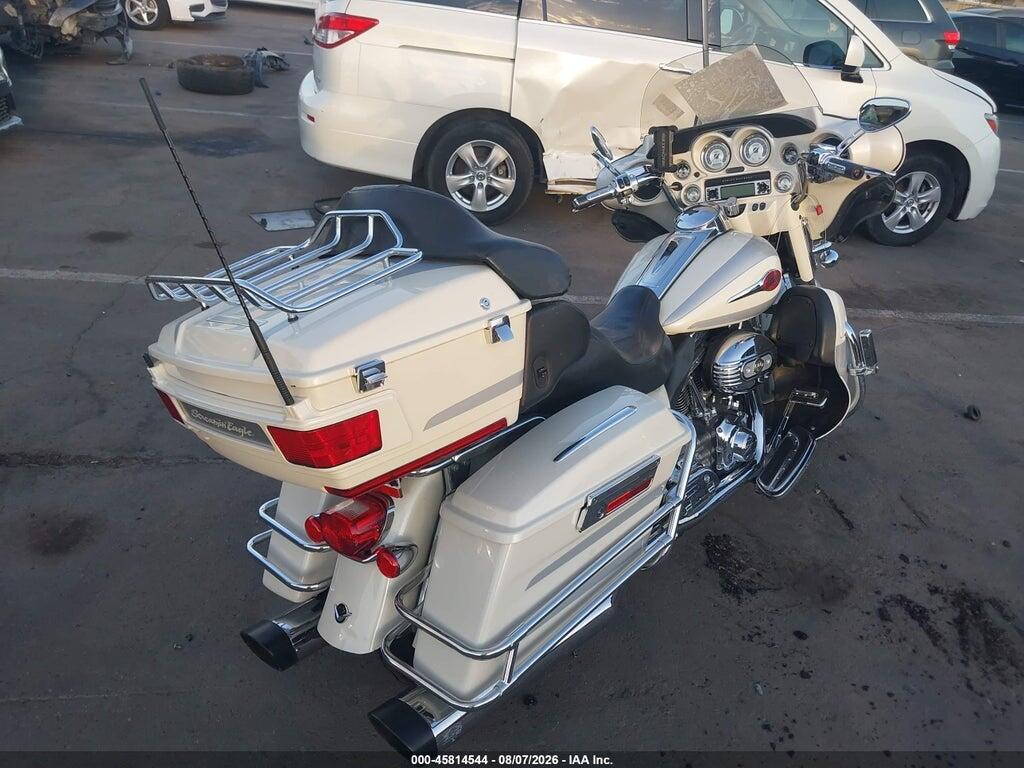 1HD1PR8148Y959575 2008 HARLEY-DAVIDSON FLHTCUSE3 photo no. 4