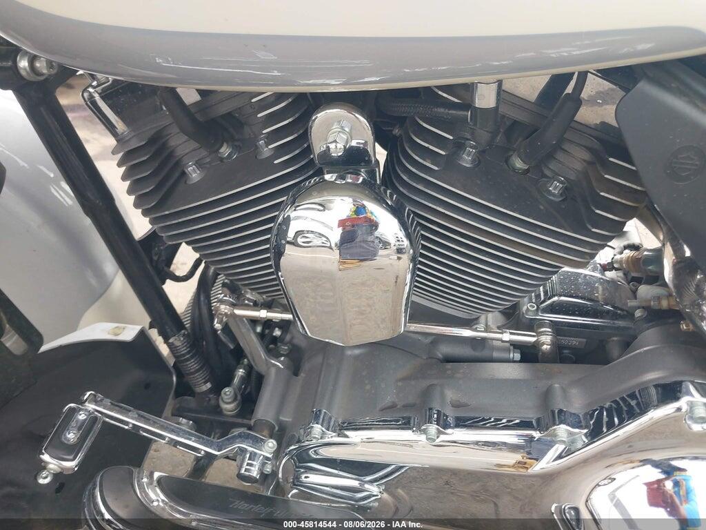 1HD1PR8148Y959575 2008 HARLEY-DAVIDSON FLHTCUSE3 photo no. 9