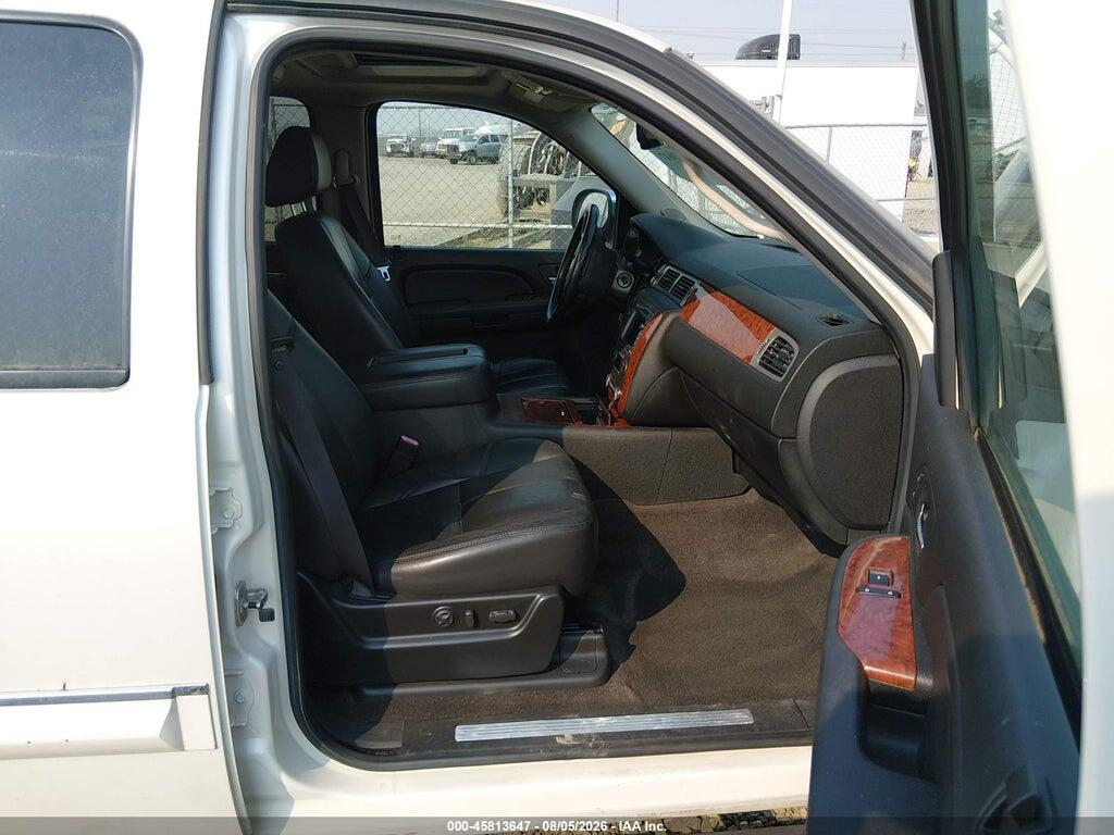 3GNFK12Y48G222908 2008 CHEVROLET AVALANCHE 1500 photo no. 5