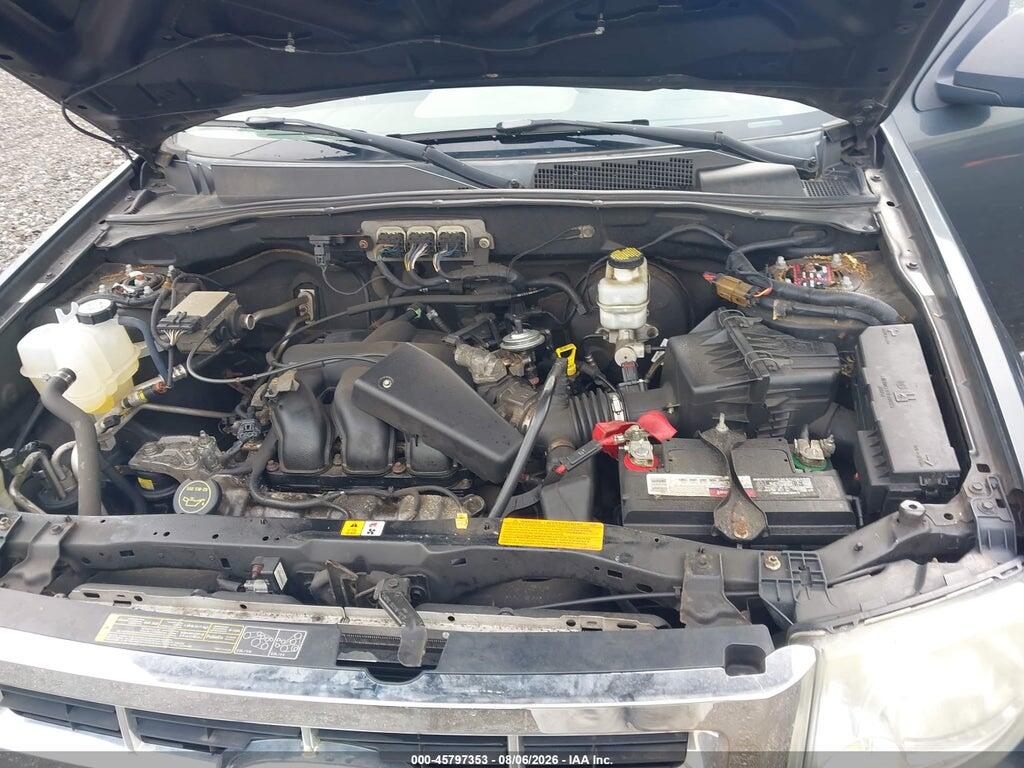 1FMCU93108KC14394 2008 FORD ESCAPE photo no. 10