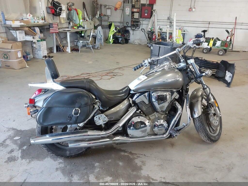 1HFSC55099A501021 2009 HONDA VTX1300 photo no. 12