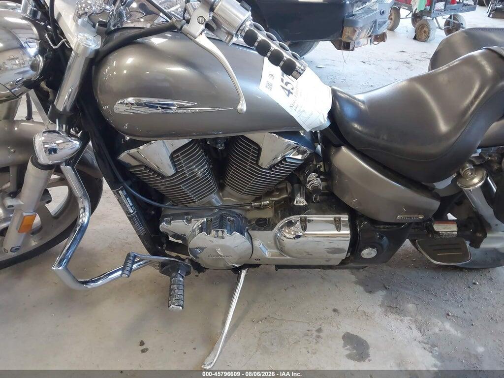 1HFSC55099A501021 2009 HONDA VTX1300 photo no. 9