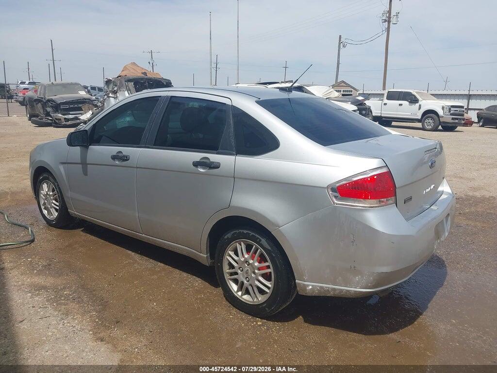1FAHP3FN4AW290816 2010 FORD FOCUS photo no. 3