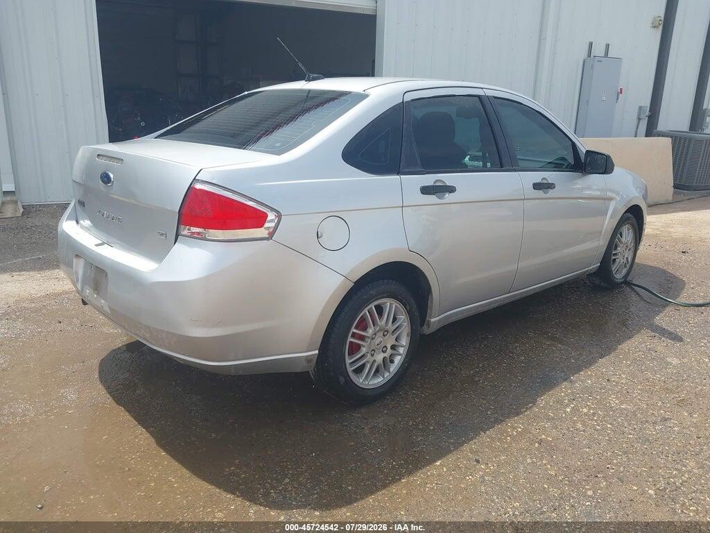 1FAHP3FN4AW290816 2010 FORD FOCUS photo no. 4
