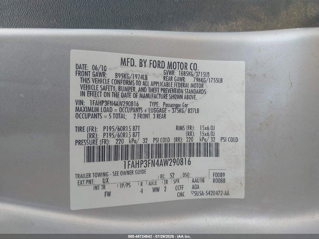 1FAHP3FN4AW290816 2010 FORD FOCUS photo no. 9