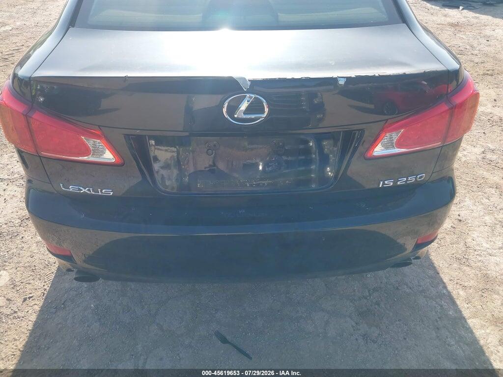 JTHBF5C21A5128980 2010 LEXUS IS 250 photo no. 6