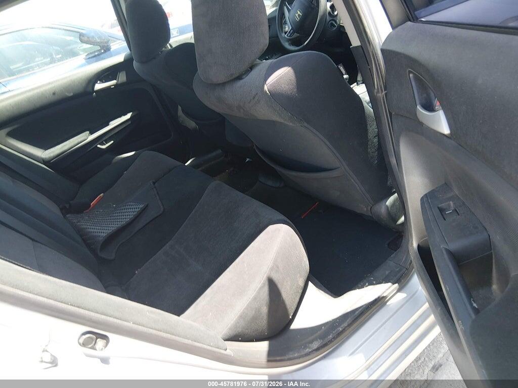 1HGCP2F42AA152065 2010 HONDA ACCORD photo no. 8