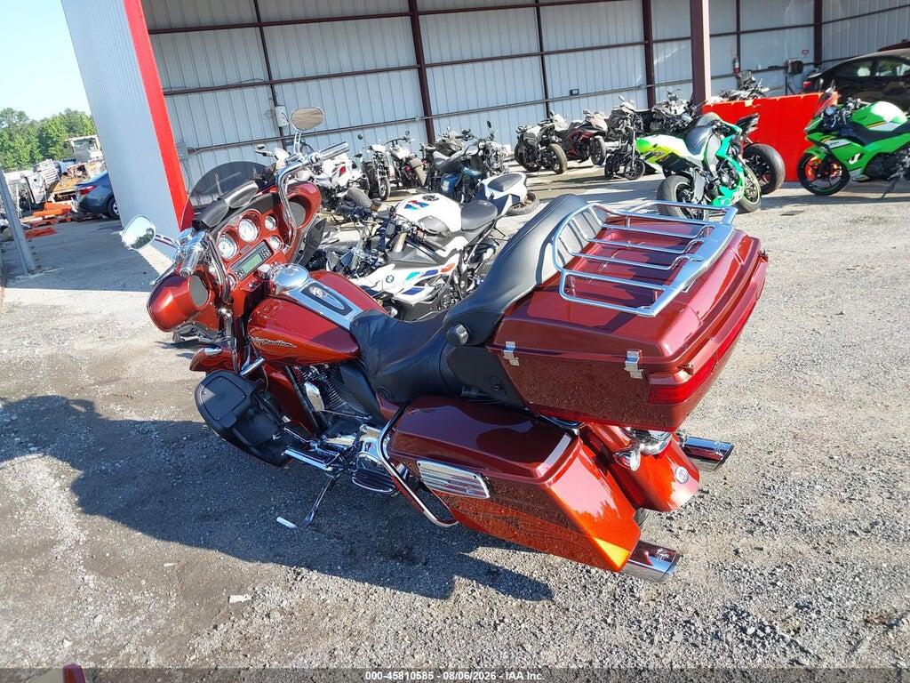 1HD1PR815AB952157 2010 HARLEY-DAVIDSON FLHTCUSE5 photo no. 3