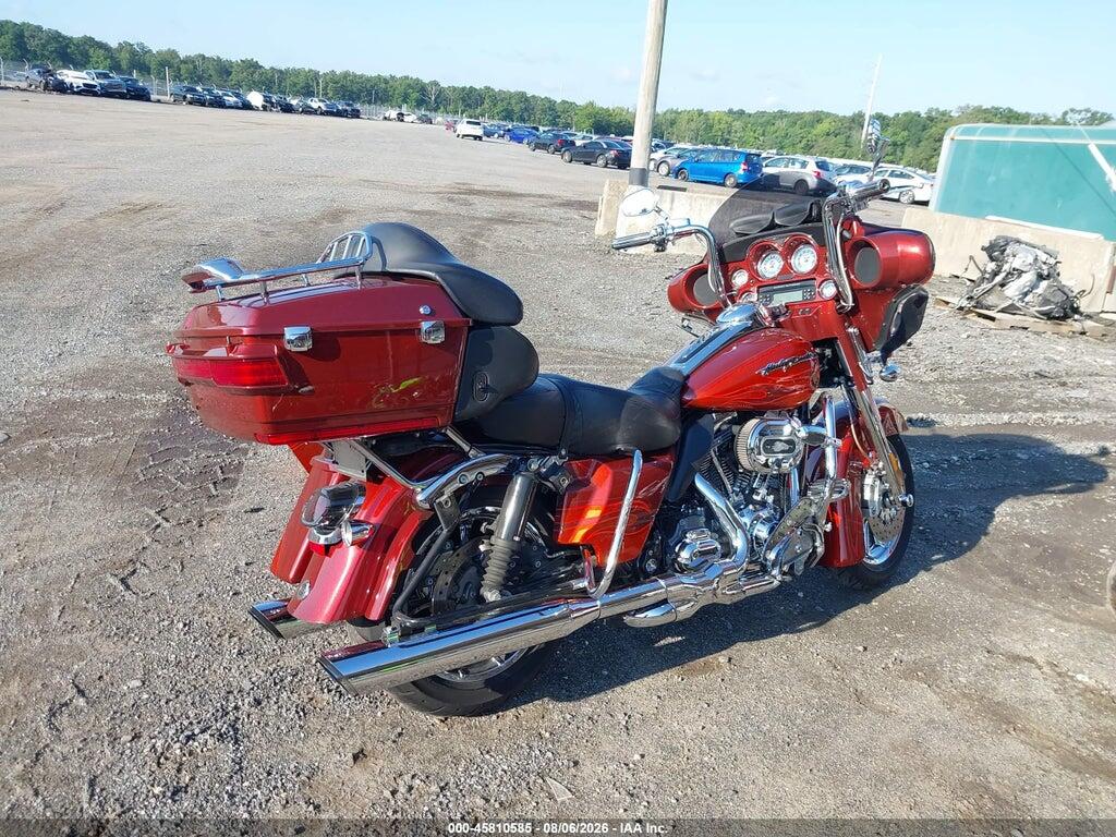 1HD1PR815AB952157 2010 HARLEY-DAVIDSON FLHTCUSE5 photo no. 4