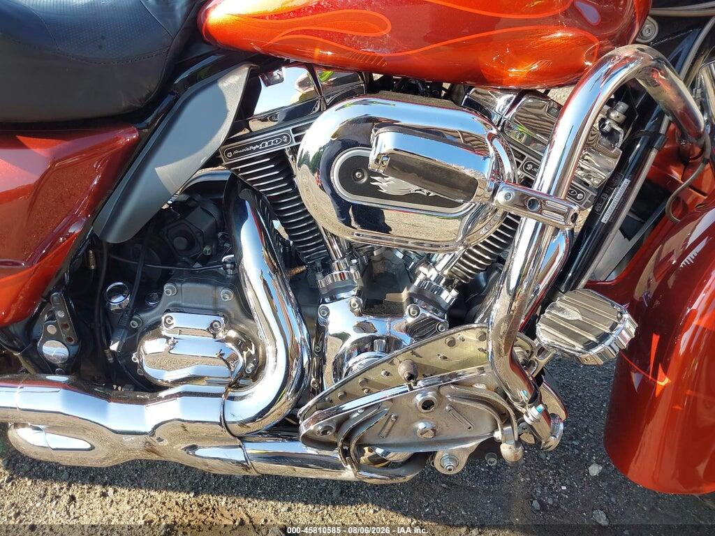 1HD1PR815AB952157 2010 HARLEY-DAVIDSON FLHTCUSE5 photo no. 8