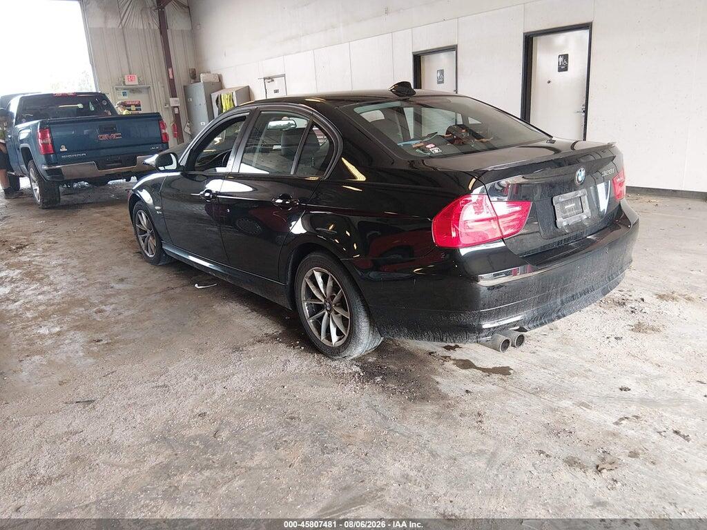 WBAPK7C59AA459769 2010 BMW 328I photo no. 3