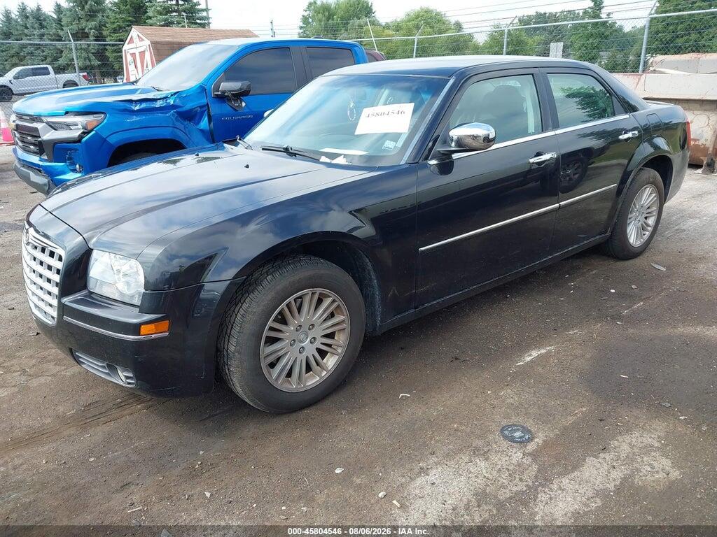 2C3CA5CV8AH328038 2010 CHRYSLER 300 photo no. 2