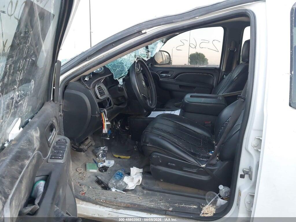 1GNUKAE08AR274772 2010 CHEVROLET TAHOE photo no. 5