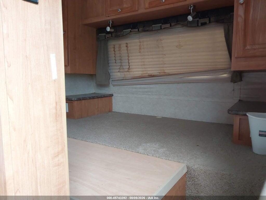 4X4TRLB22AD104920 2010 FOREST RIVER ROCKWOOD 2607 29FT photo no. 8