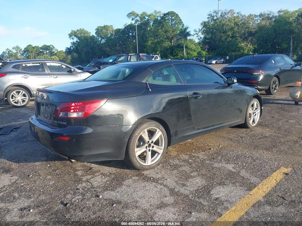 JTHFF2C27A2502560 2010 LEXUS IS 250C photo no. 4