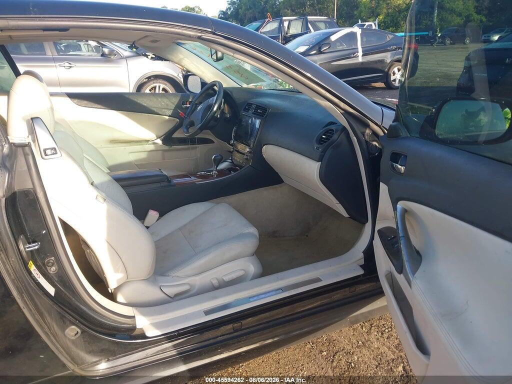 JTHFF2C27A2502560 2010 LEXUS IS 250C photo no. 5