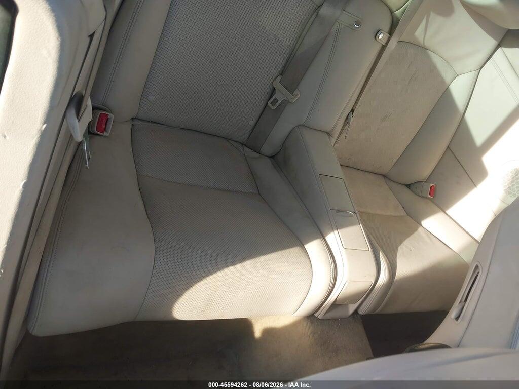 JTHFF2C27A2502560 2010 LEXUS IS 250C photo no. 8