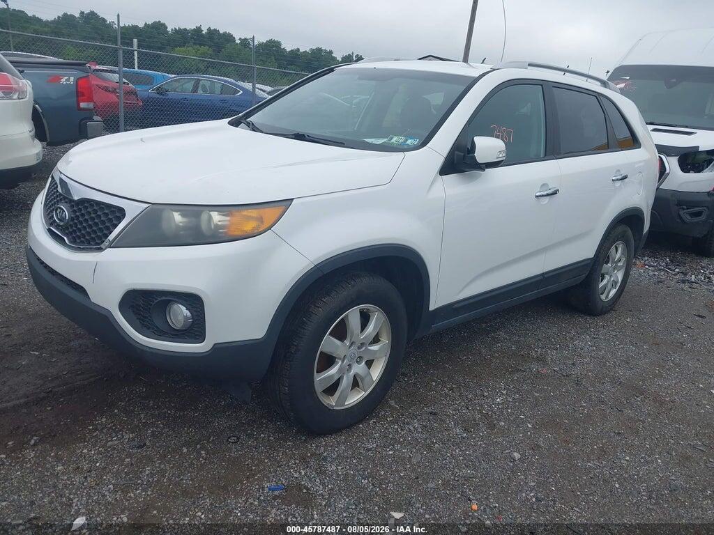 5XYKT4A19BG131763 2011 KIA SORENTO photo no. 2